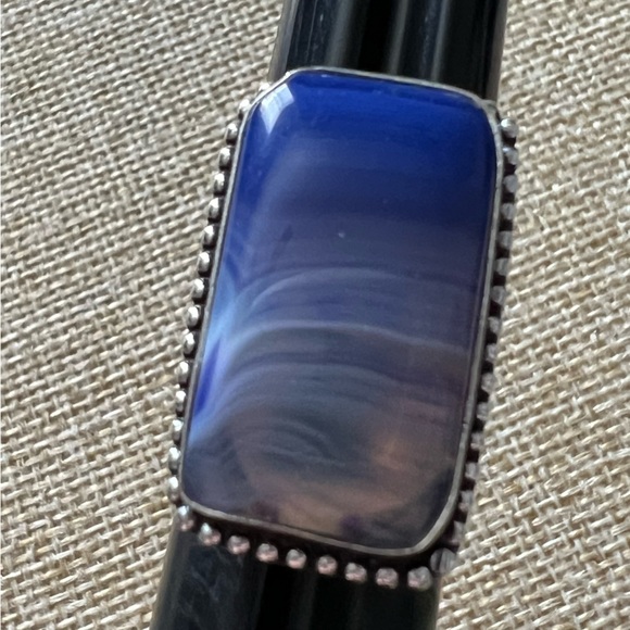 New Blue Striped Agate Stone Silver Overlay Ring w Decorative Band Size 6.25 - Picture 2 of 6